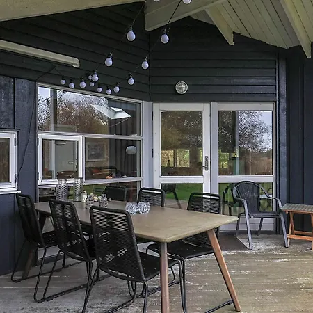 8 Person In Humble-by Traum Holiday home *